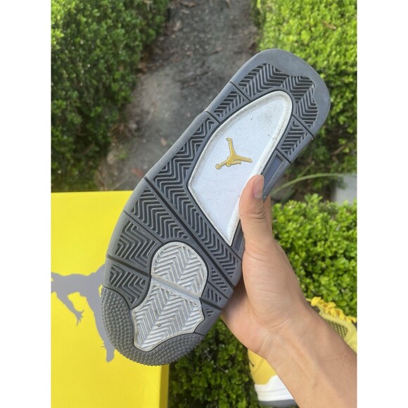 Size 8.5 - Jordan 4 Retro Mid Lightning main image 8